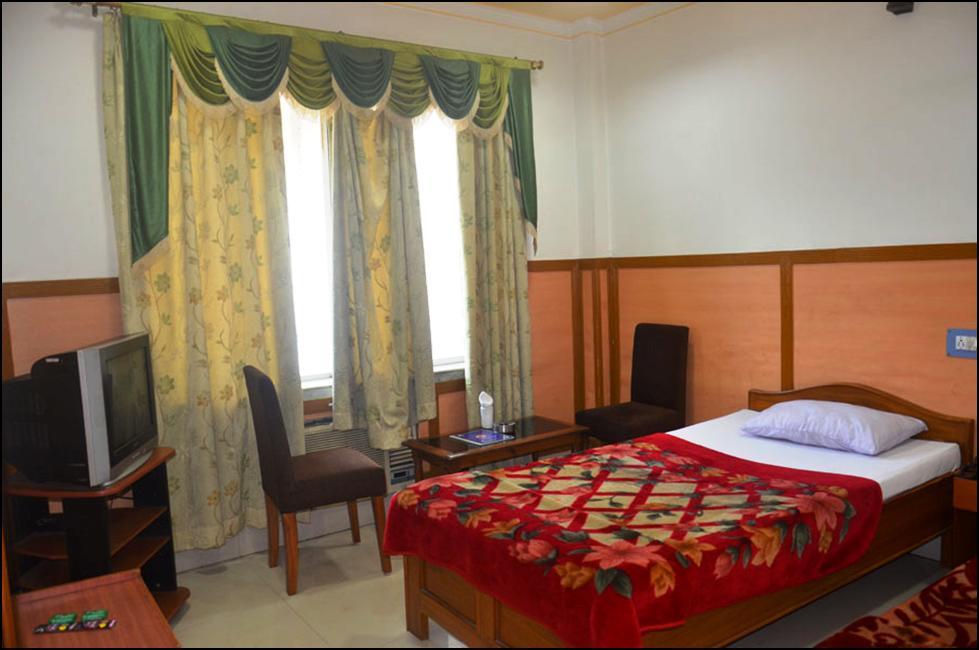 Hotel Pritika Durgāpur Extérieur photo