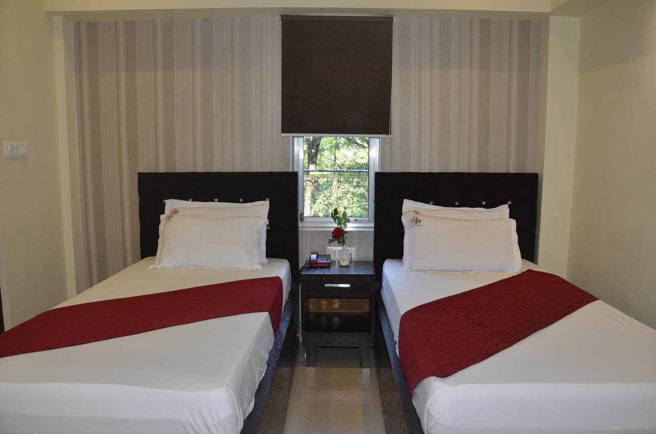 Hotel Pritika Durgāpur Extérieur photo