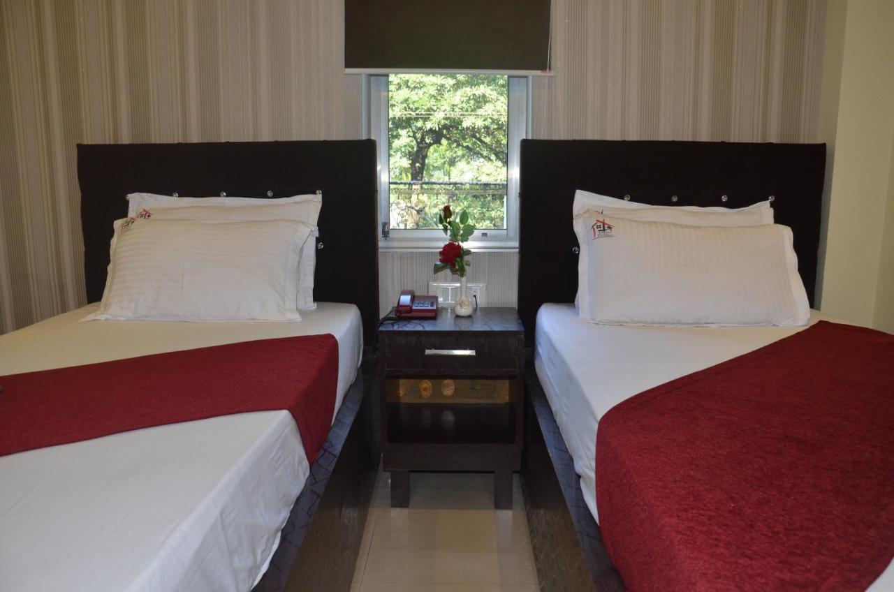 Hotel Pritika Durgāpur Extérieur photo