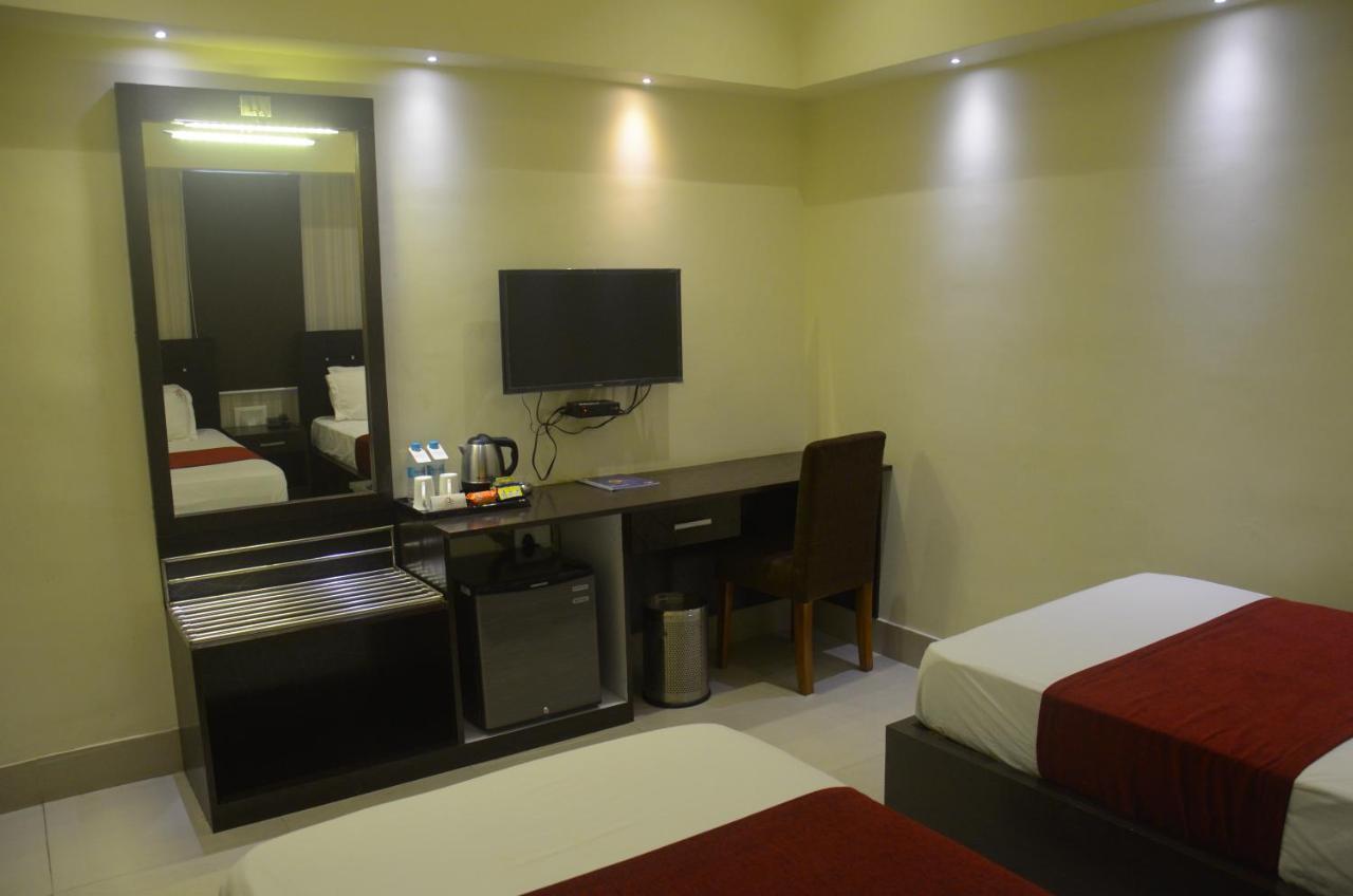 Hotel Pritika Durgāpur Extérieur photo